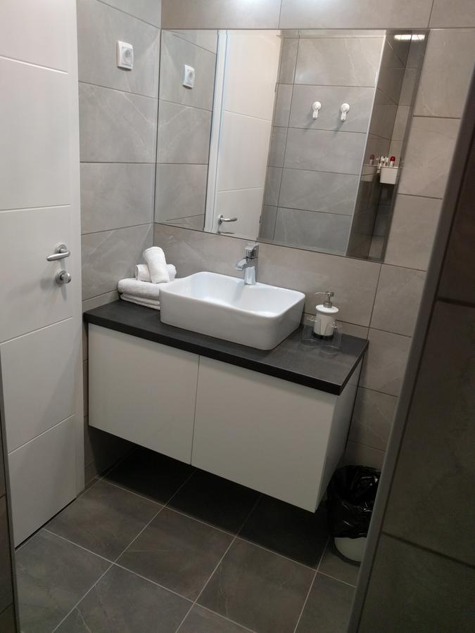 Simica Cose Apartment Vrdnik Luaran gambar