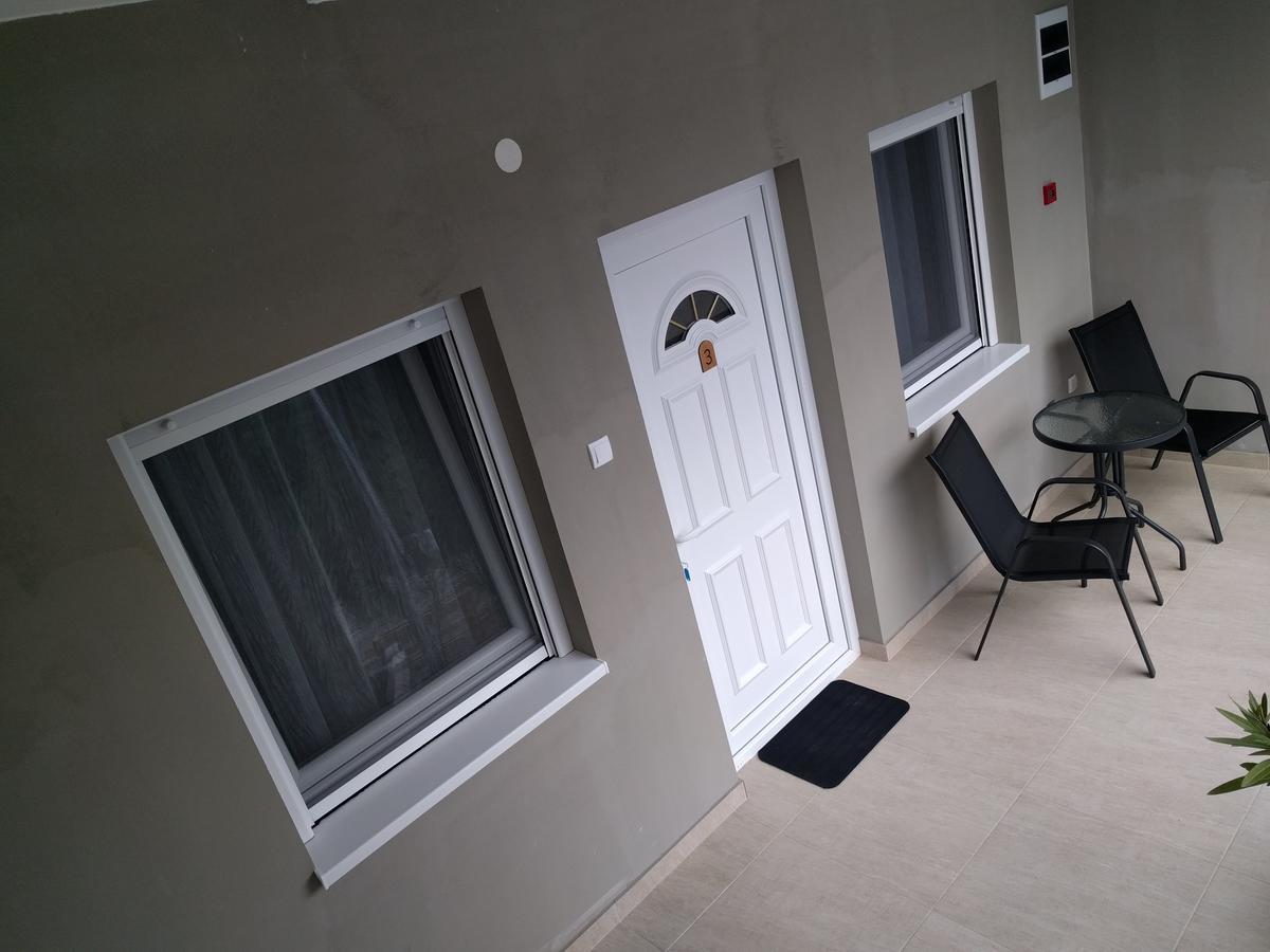 Simica Cose Apartment Vrdnik Luaran gambar