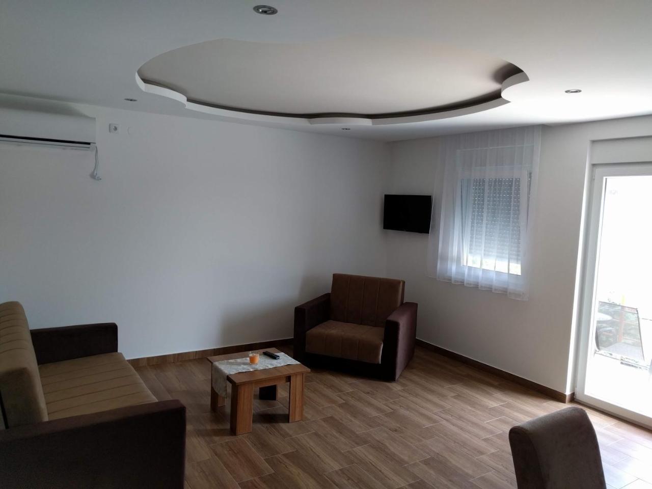Simica Cose Apartment Vrdnik Luaran gambar