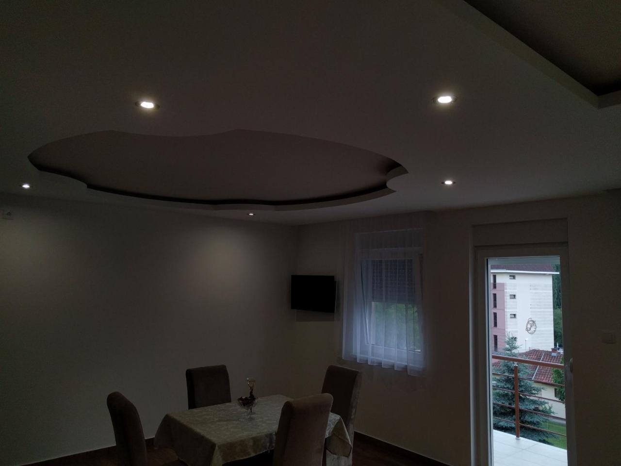 Simica Cose Apartment Vrdnik Luaran gambar