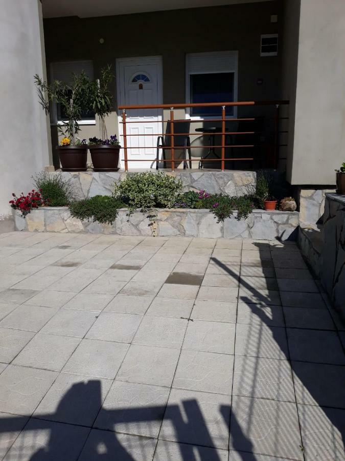 Simica Cose Apartment Vrdnik Luaran gambar